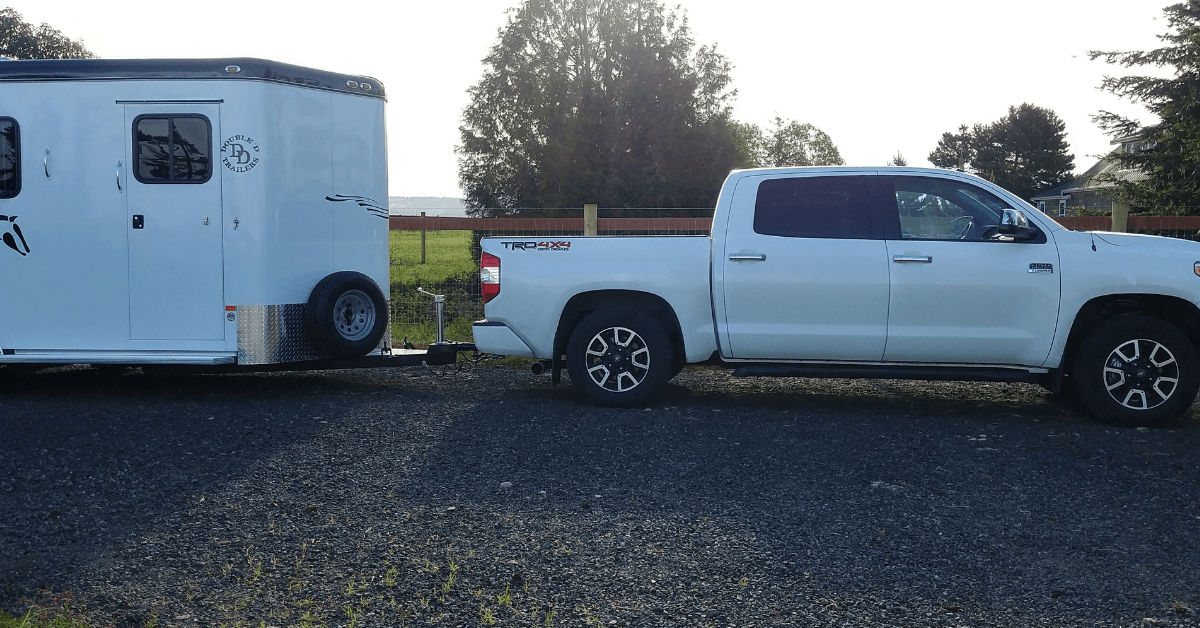 How to Find the Best Truck for Towing Horse Trailers